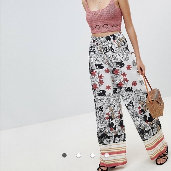 Parisian Works Pants - Parisian Floral Woman’s Flowy Lightweight Wide Leg Pants Size 8 Tall